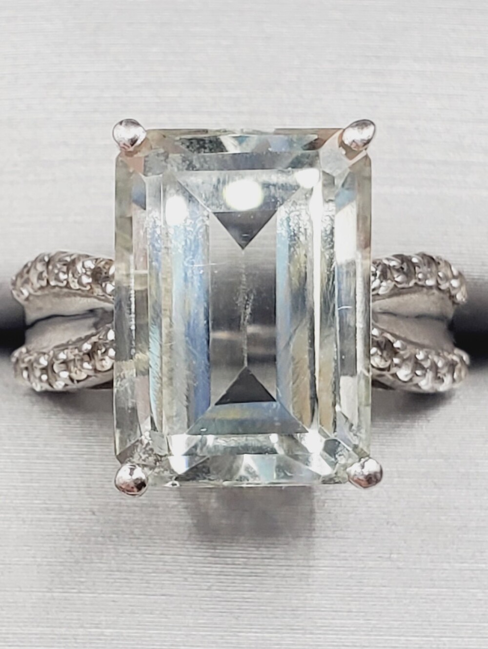 8.5 Carat Parasiolite - Green Amethyst 925 Sterling Silver Emerald Cut Ring
